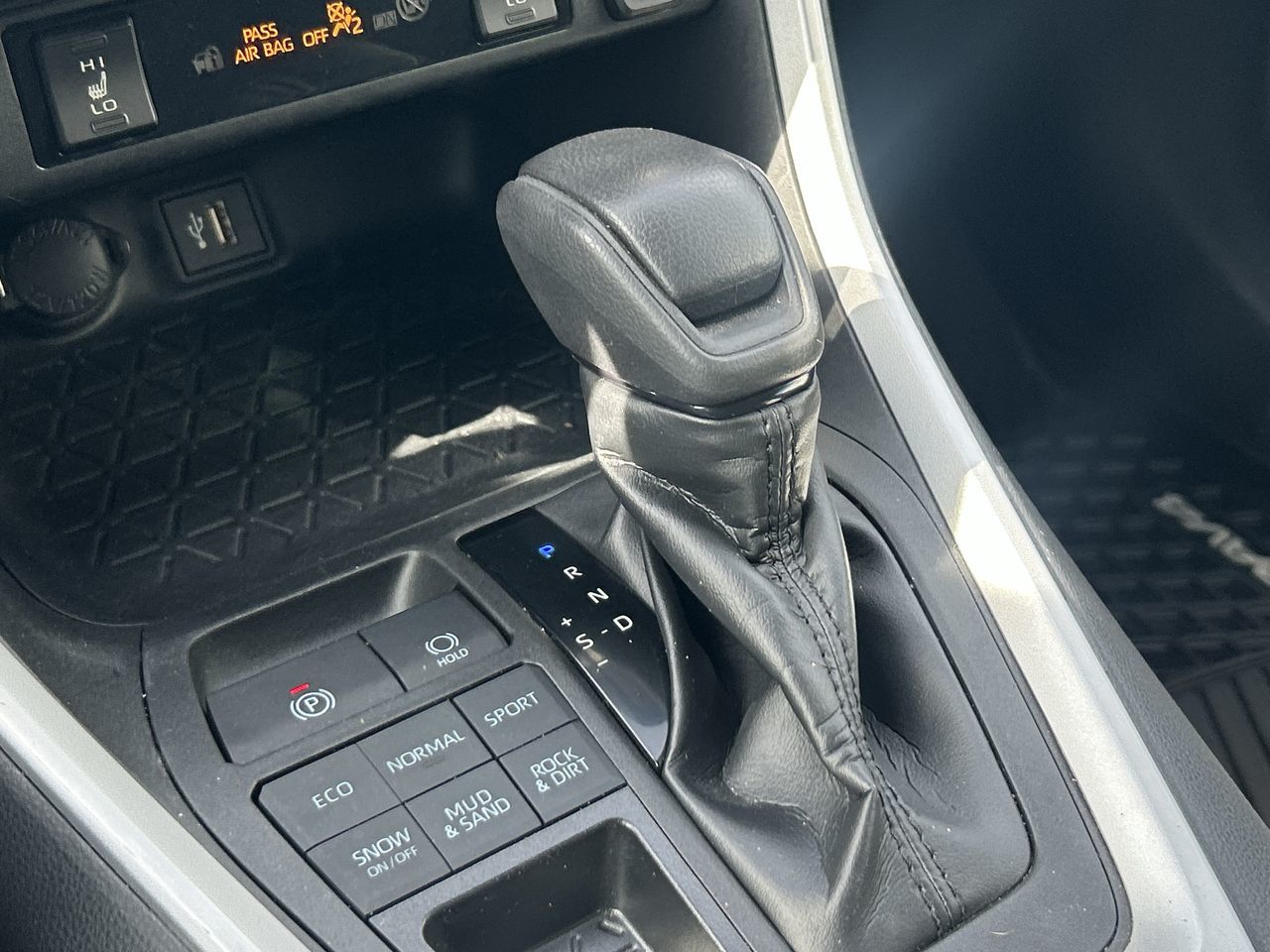 2023 Toyota RAV4 in Bolton, Ontario
