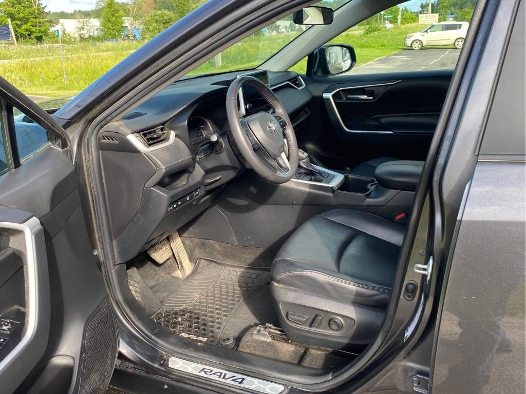 2023 Toyota RAV4 in Bolton, Ontario