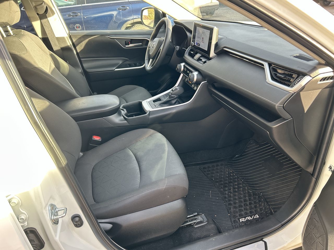 2023 Toyota RAV4 in Bolton, Ontario