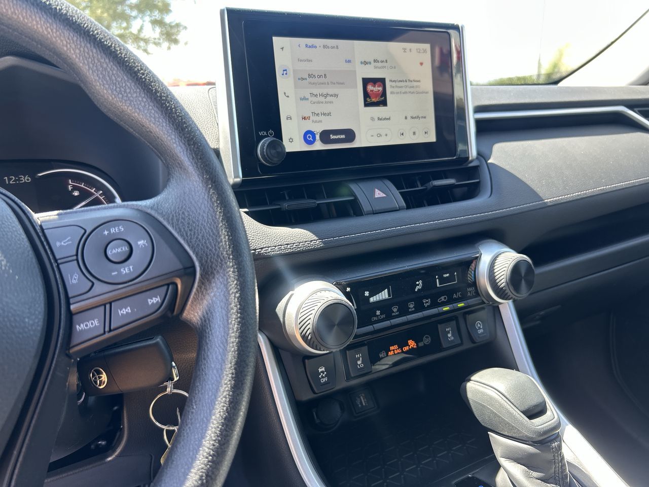 Toyota RAV4  2025 à Bolton, Ontario
