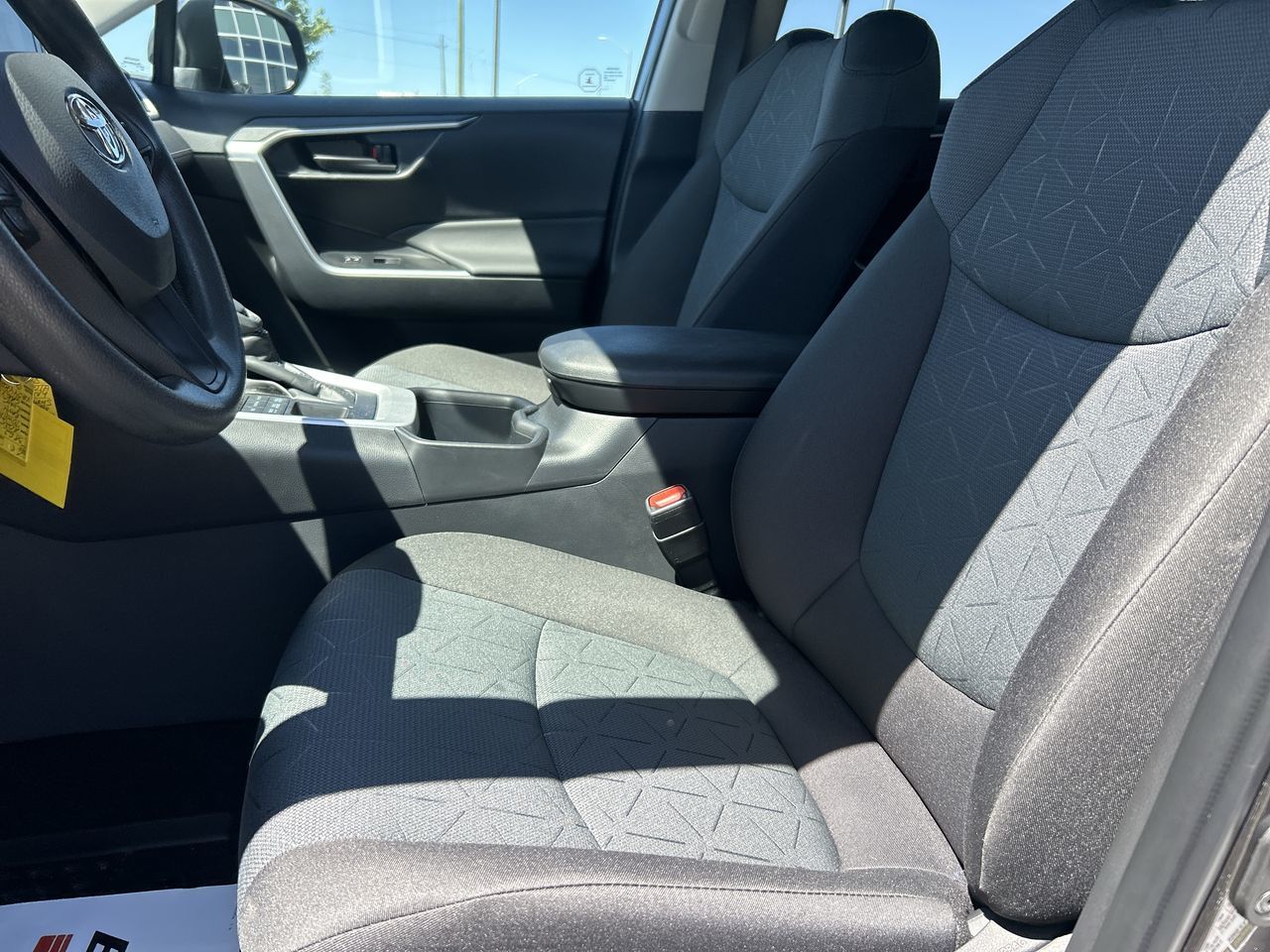 Toyota RAV4  2025 à Bolton, Ontario