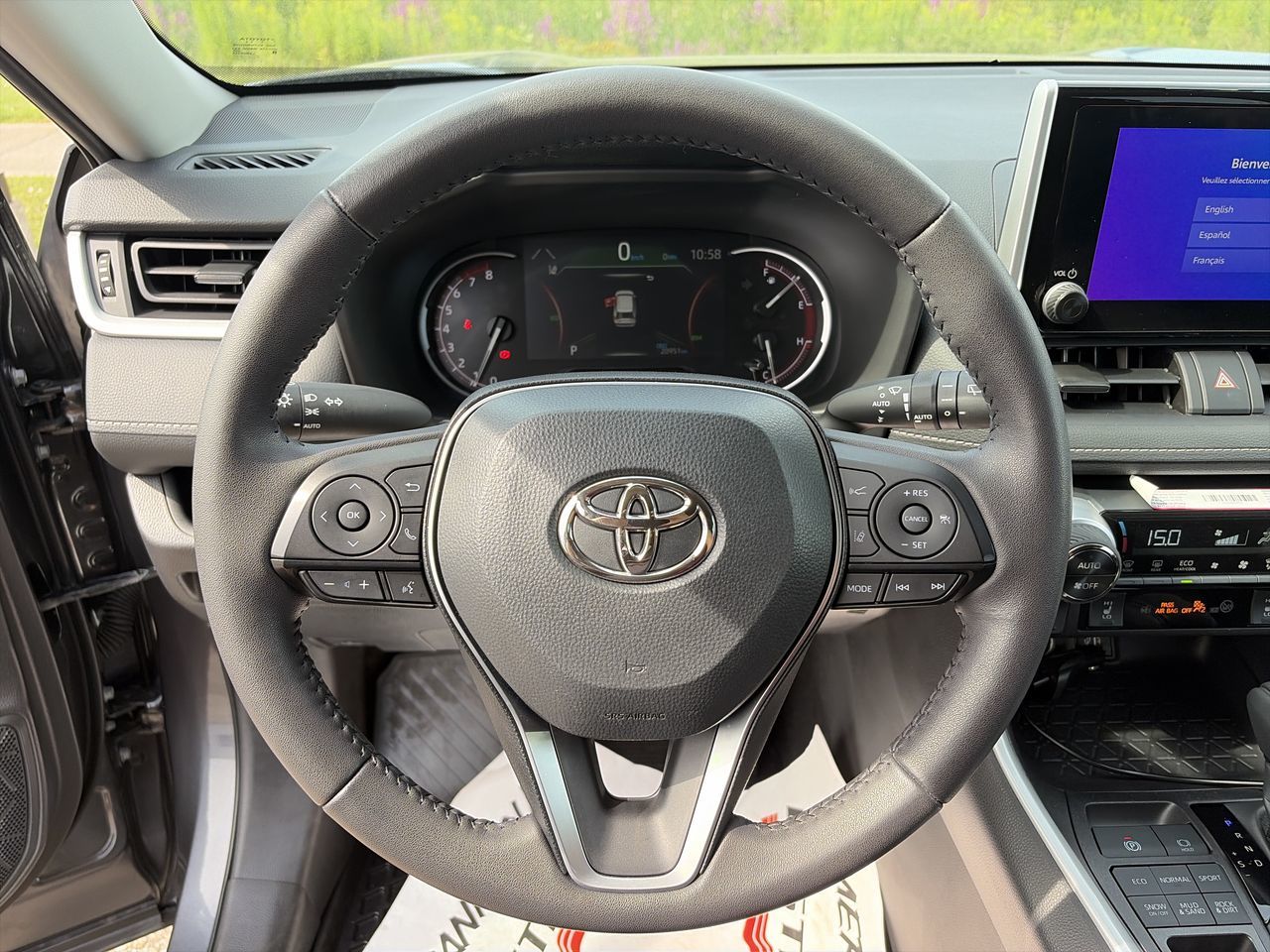 Toyota RAV4  2025 à Bolton, Ontario
