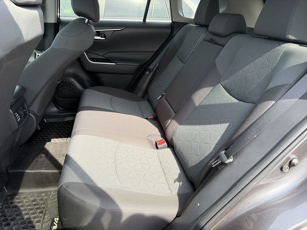 Toyota RAV4  2025 à Bolton, Ontario