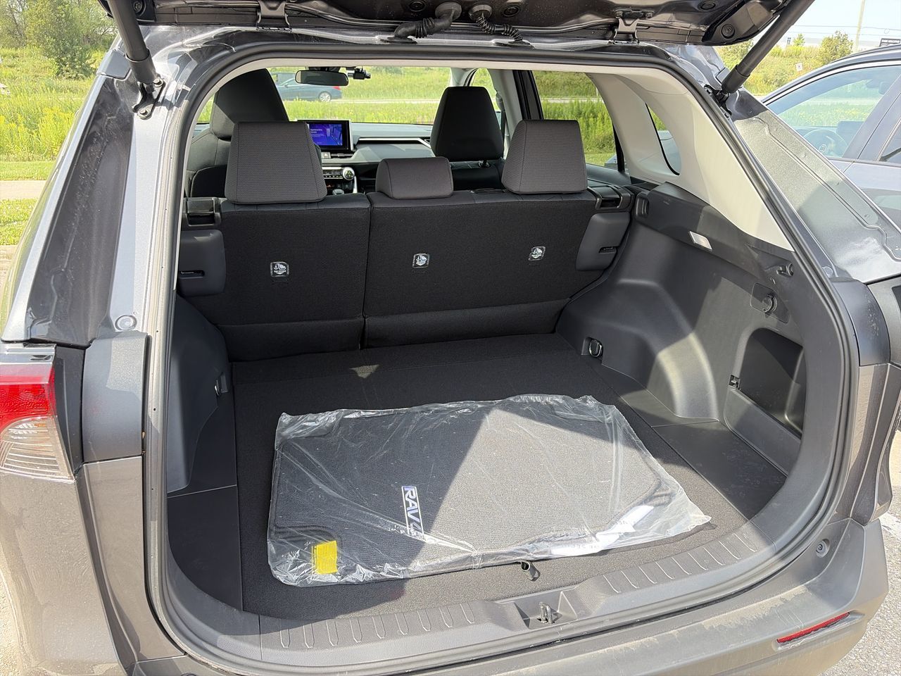 Toyota RAV4  2025 à Bolton, Ontario