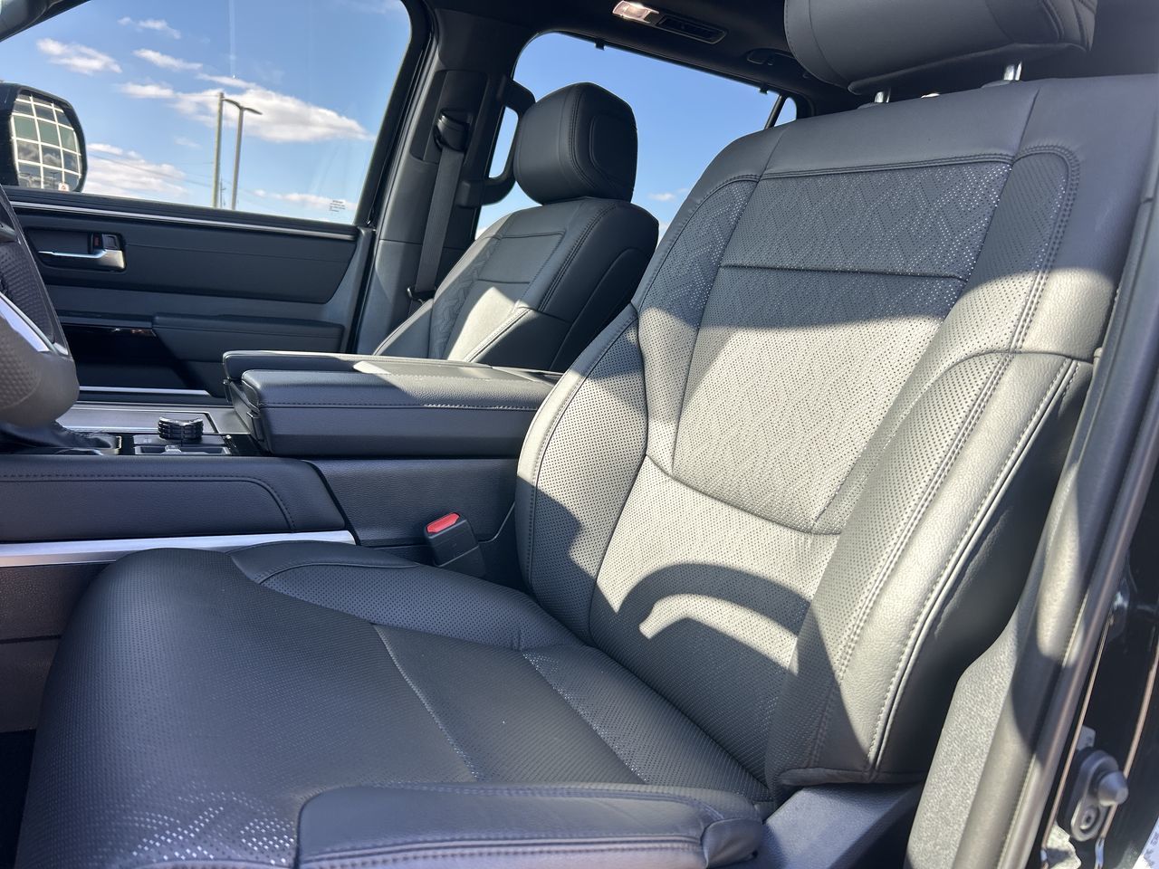 2025 Toyota Sequoia Hybrid