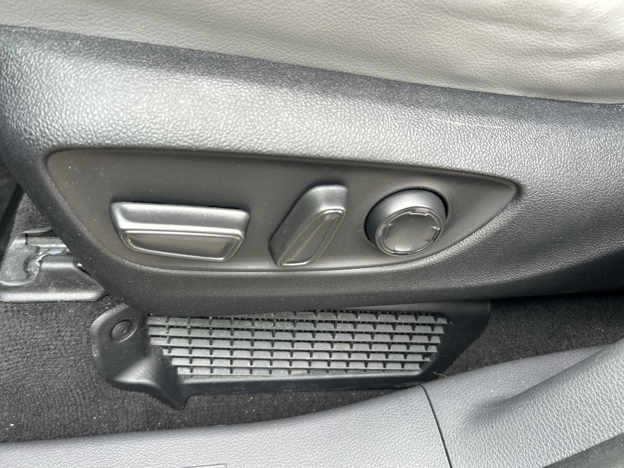 Toyota Sienna Hybrid  2022 à Bolton, Ontario