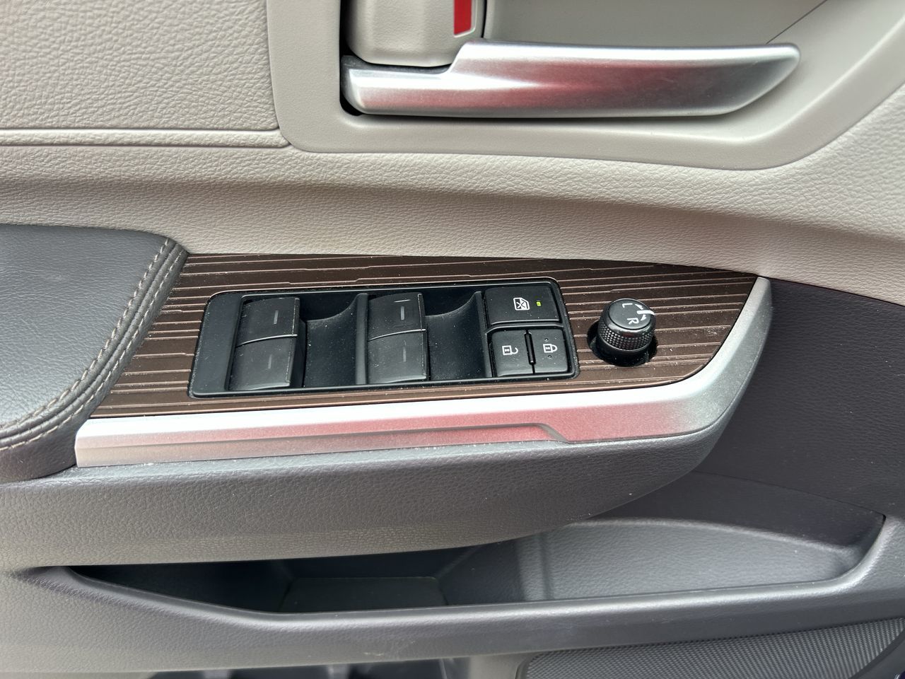 Toyota Sienna Hybrid  2022 à Bolton, Ontario
