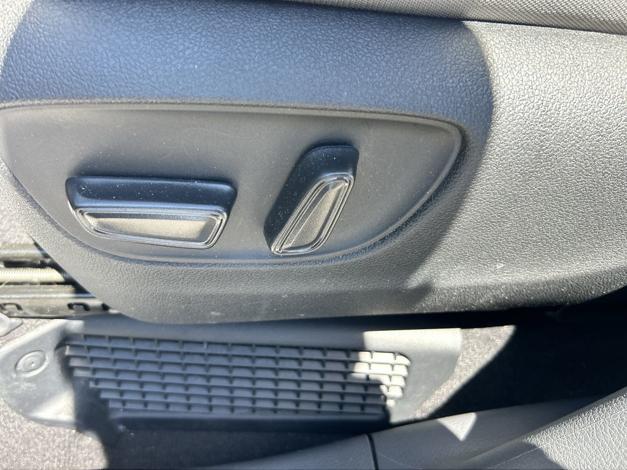 Toyota Sienna Hybrid  2024 à Bolton, Ontario