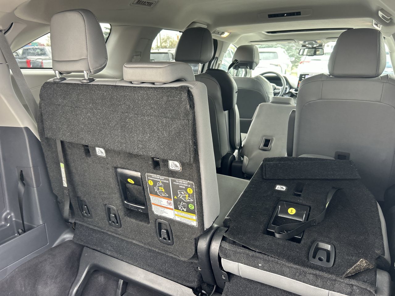 Toyota Sienna Hybrid  2024 à Bolton, Ontario