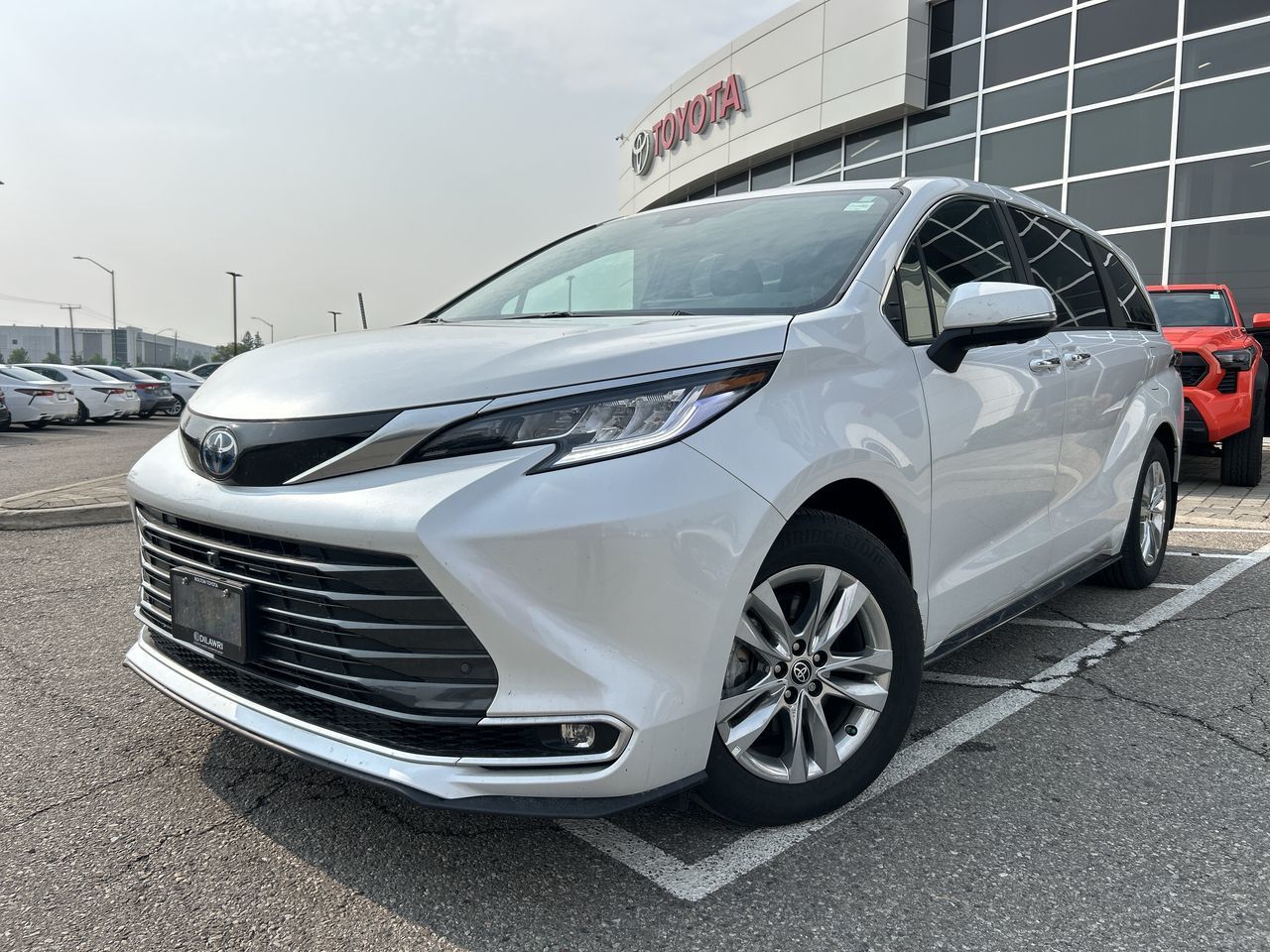 Toyota Sienna Hybrid  2025 à Bolton, Ontario