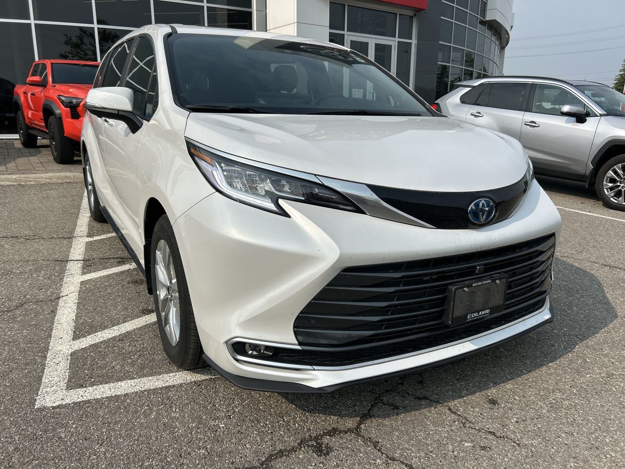Toyota Sienna Hybrid  2025 à Bolton, Ontario
