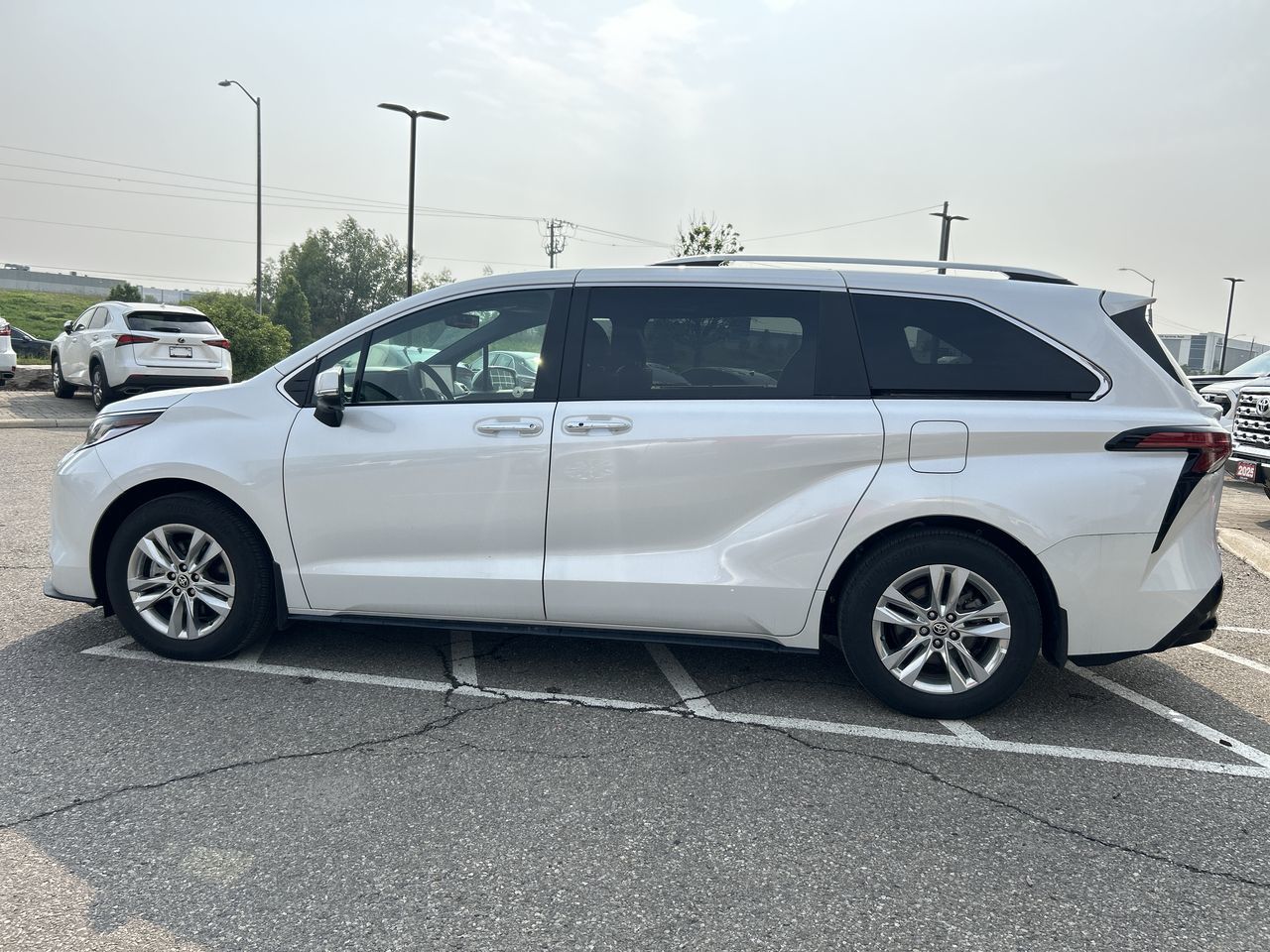 Toyota Sienna Hybrid  2025 à Bolton, Ontario