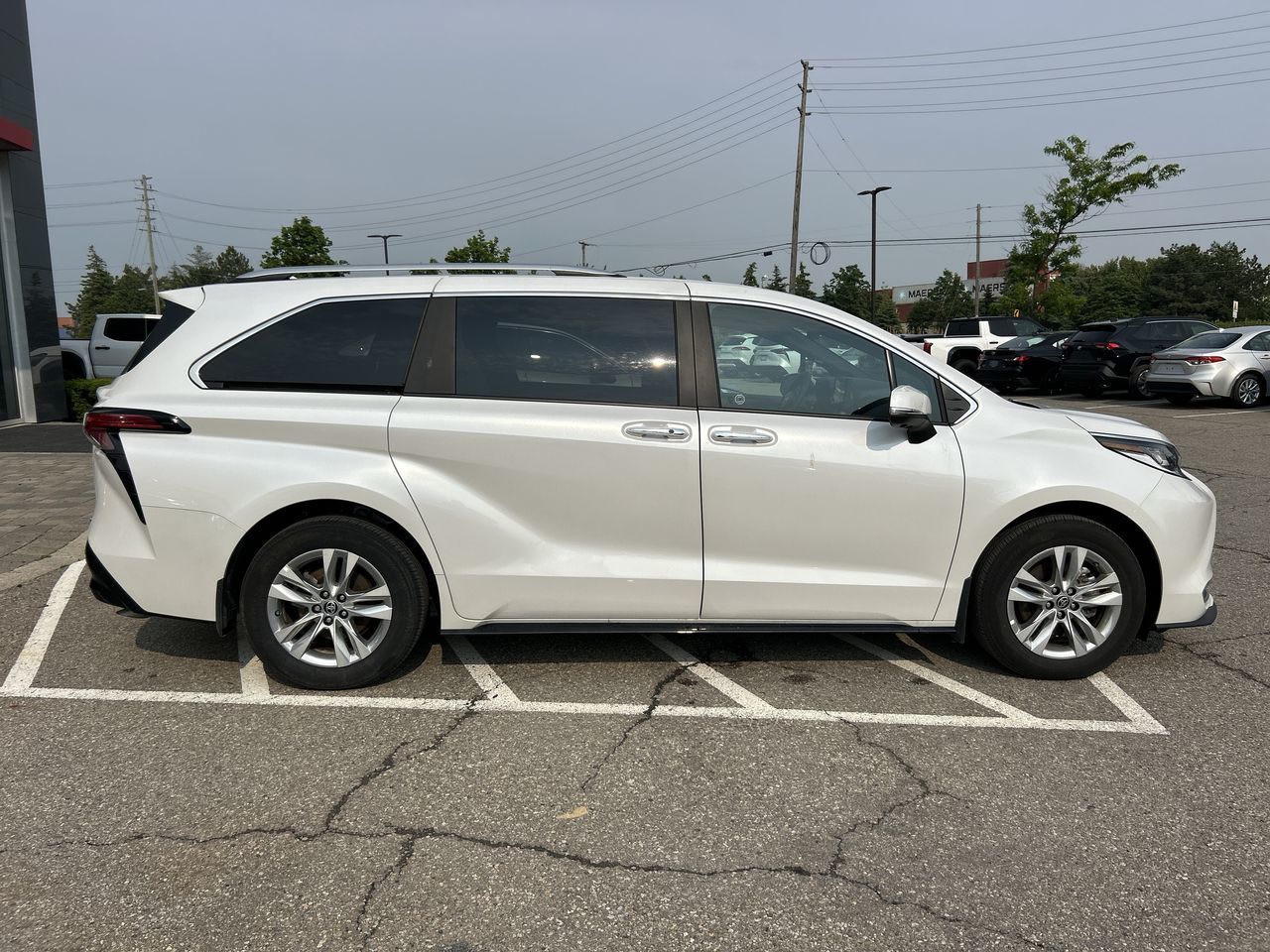 Toyota Sienna Hybrid  2025 à Bolton, Ontario