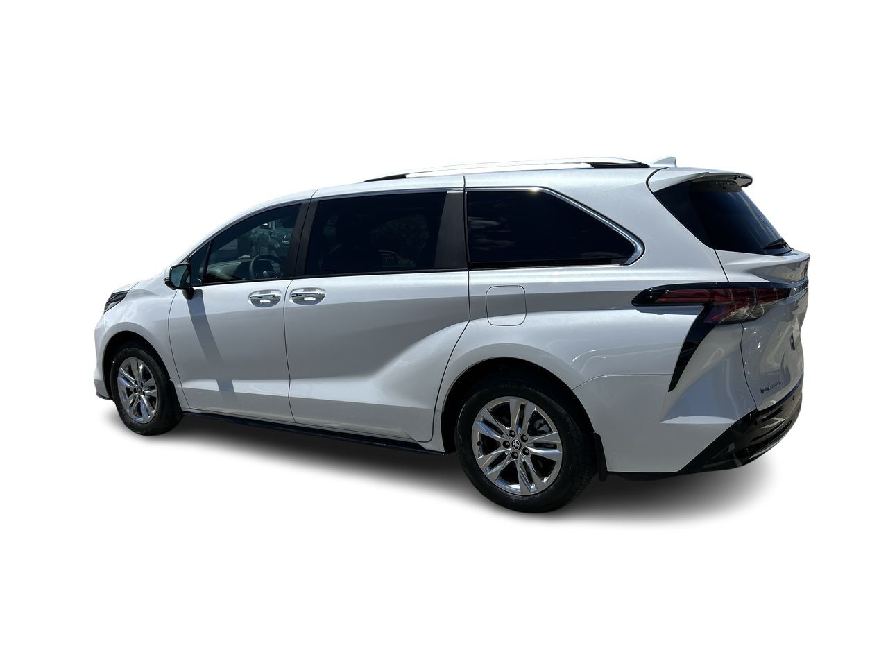 2025 Toyota Sienna Hybrid in Bolton, Ontario