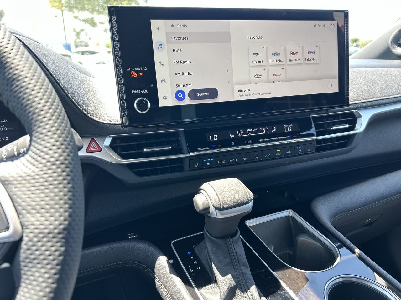 2025 Toyota Sienna Hybrid in Bolton, Ontario