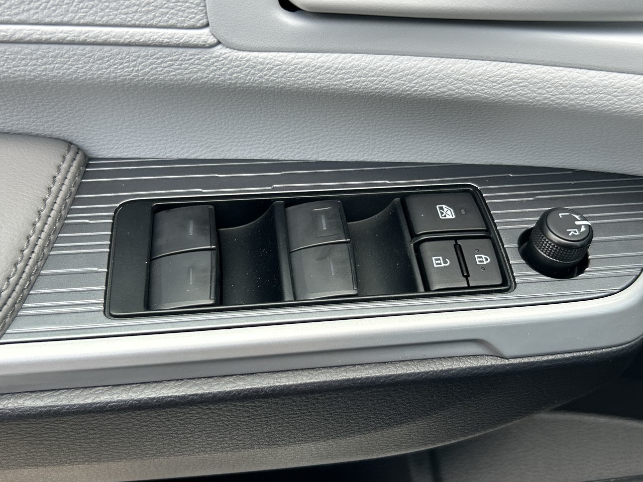 Toyota Sienna Hybrid  2025 à Bolton, Ontario