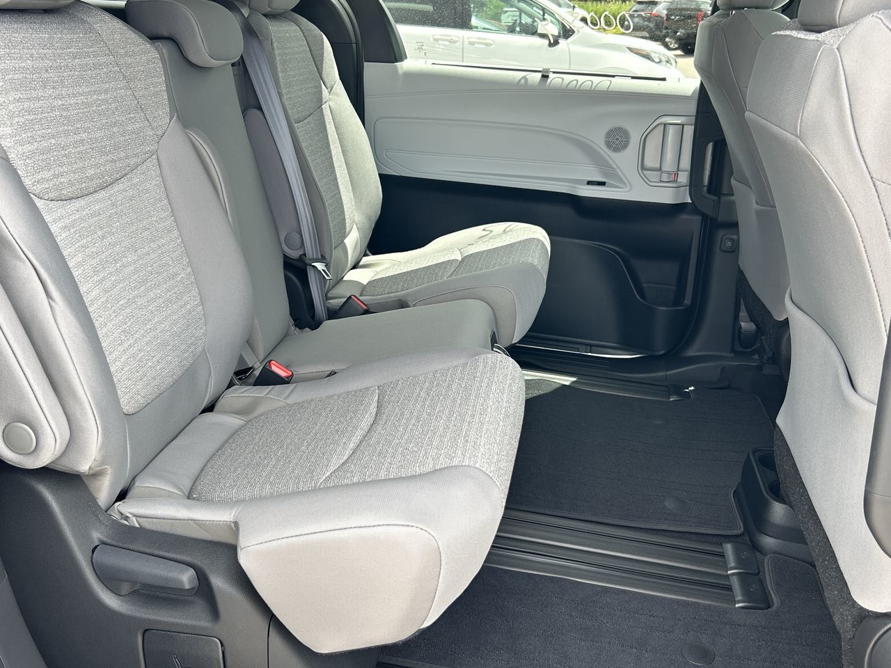 Toyota Sienna Hybrid  2025 à Bolton, Ontario