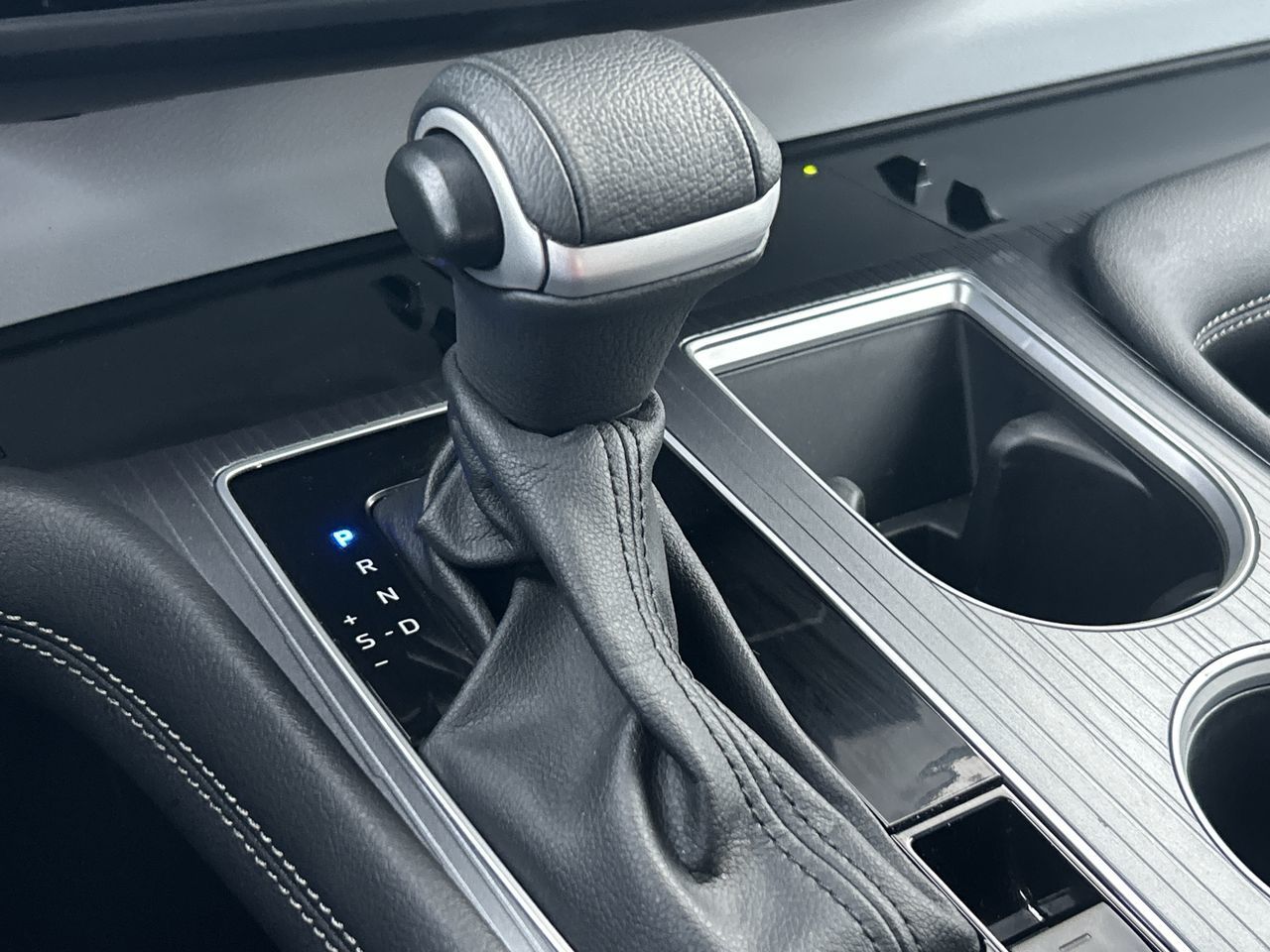 2025 Toyota Sienna Hybrid