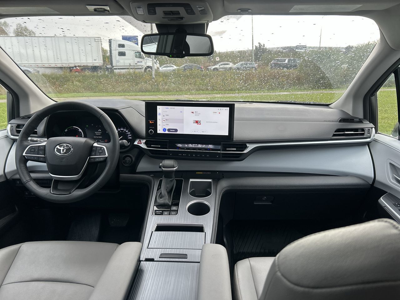 Toyota Sienna Hybrid  2025 à Bolton, Ontario
