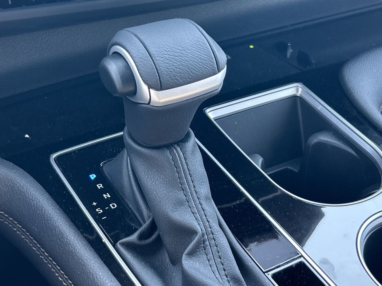 2025 Toyota Sienna Hybrid