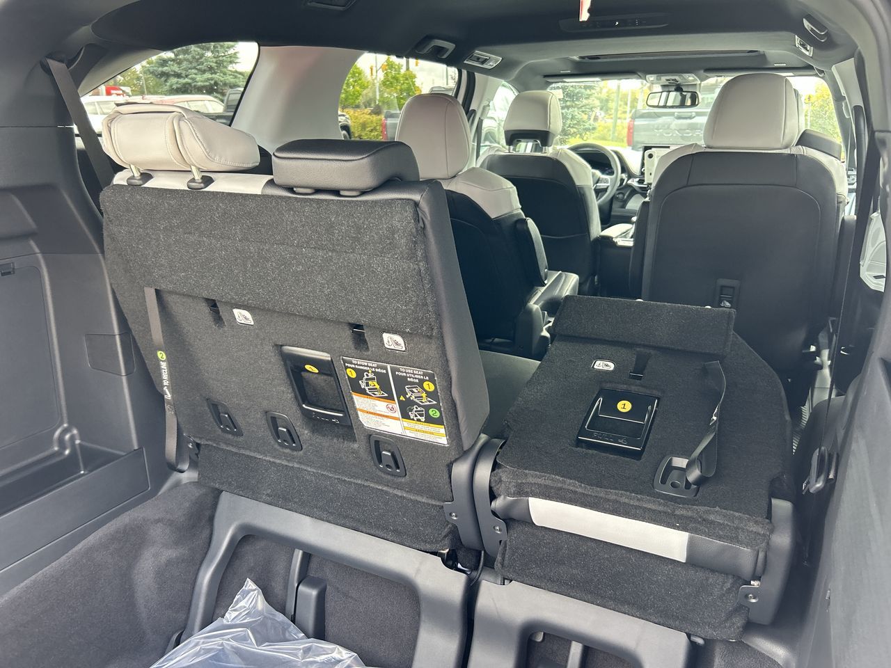 2025 Toyota Sienna Hybrid