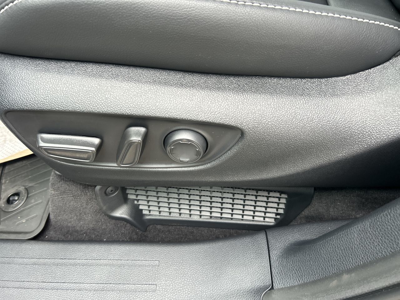 Toyota Sienna Hybrid  2025 à Bolton, Ontario