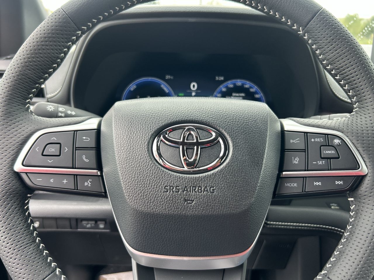 2025 Toyota Sienna Hybrid