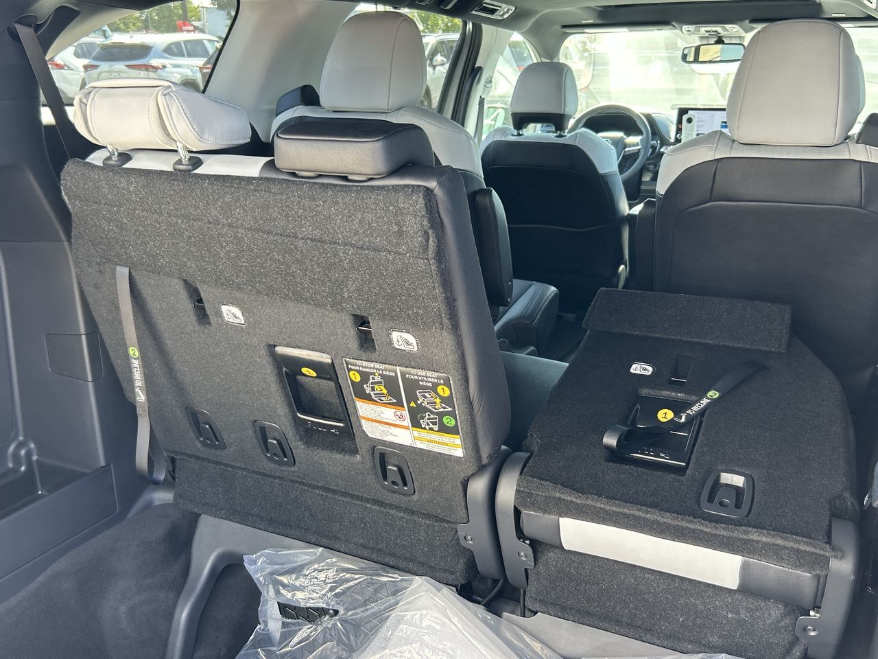 2025 Toyota Sienna Hybrid