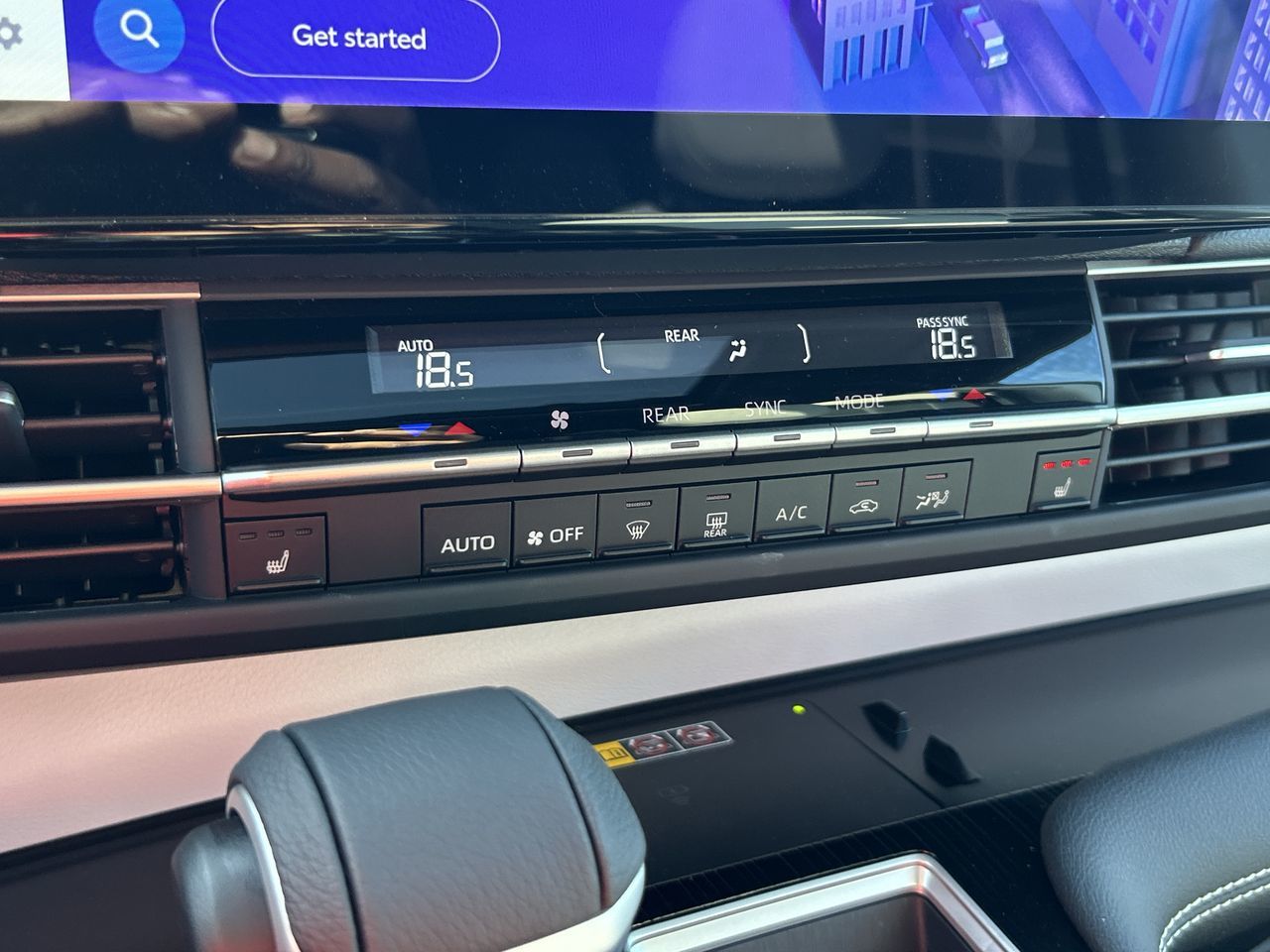 2025 Toyota Sienna Hybrid