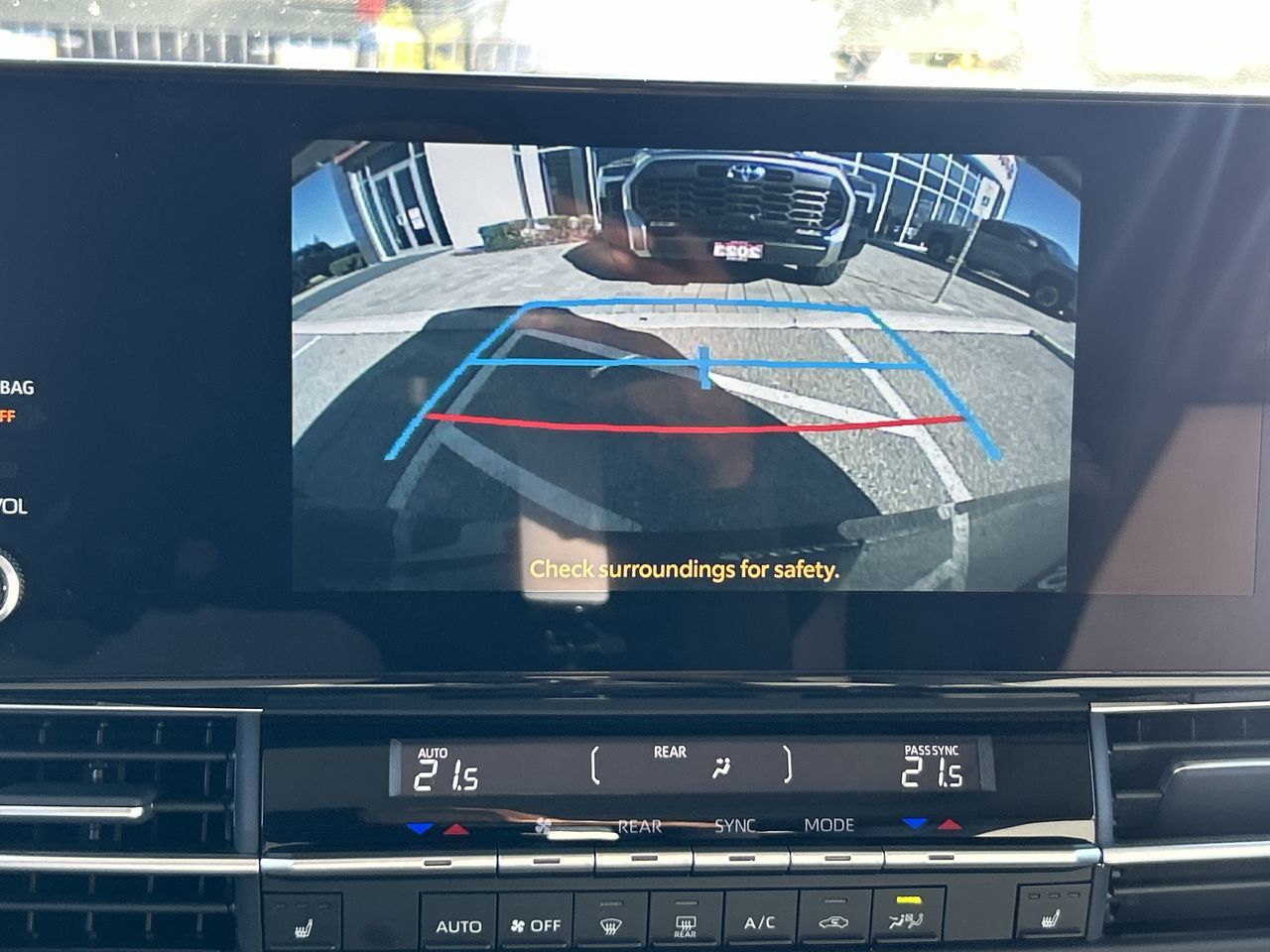 2025 Toyota Sienna Hybrid