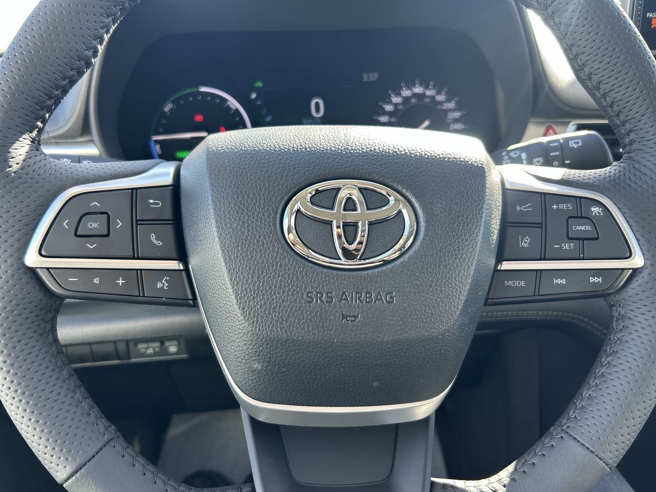 2025 Toyota Sienna Hybrid