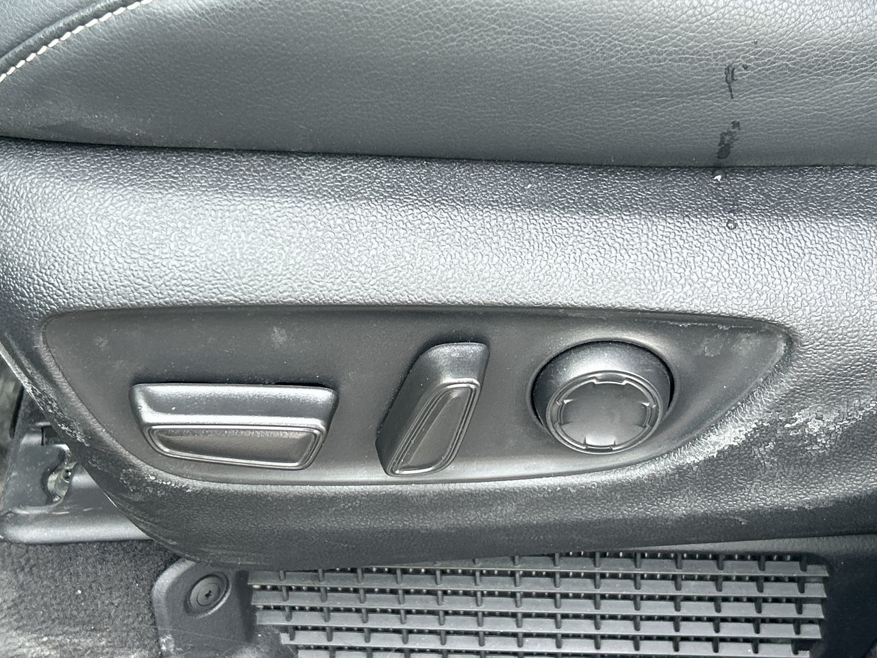 2025 Toyota Sienna Hybrid