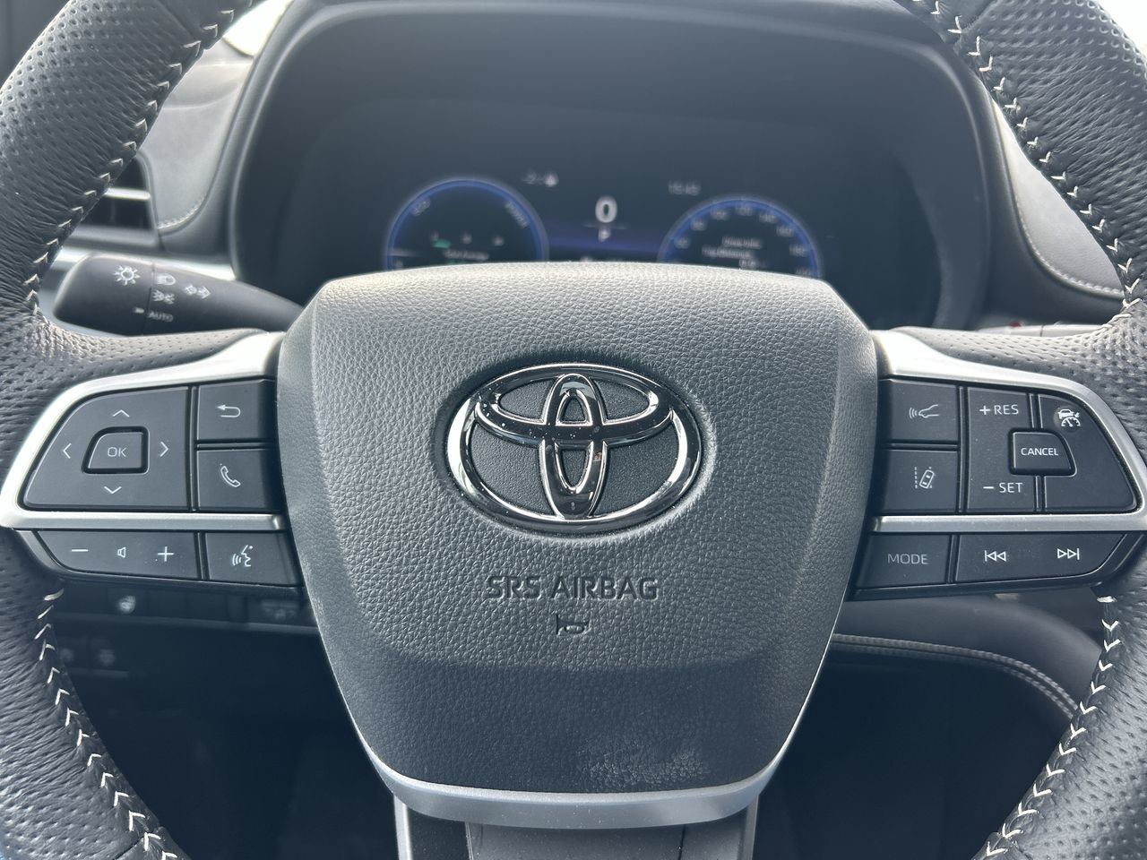 2025 Toyota Sienna Hybrid