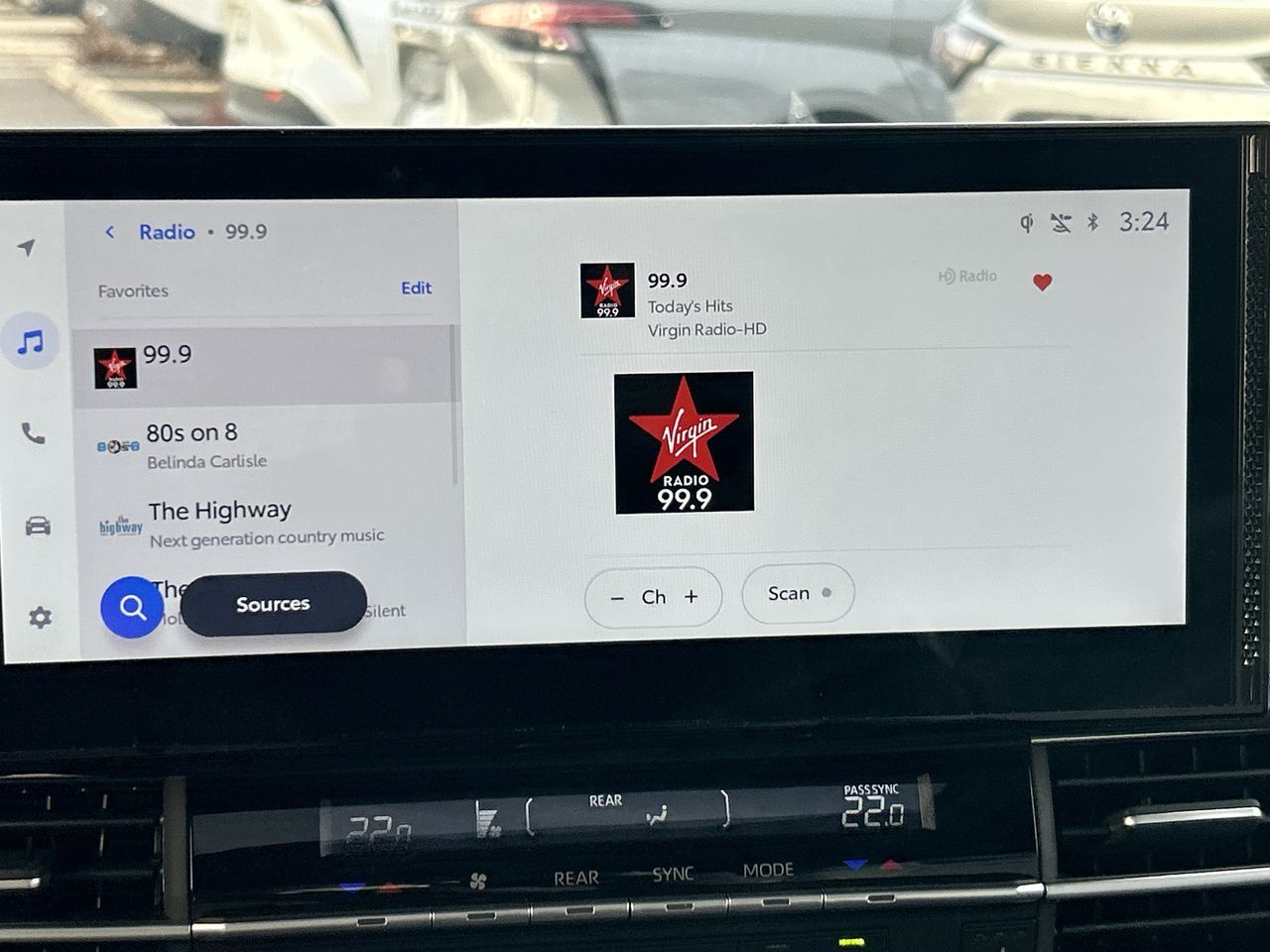 2025 Toyota Sienna Hybrid