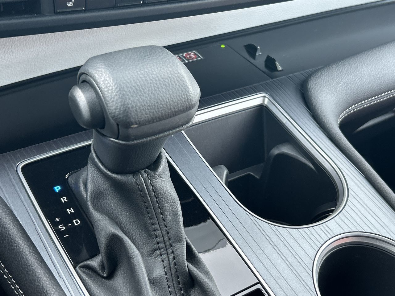 2025 Toyota Sienna Hybrid