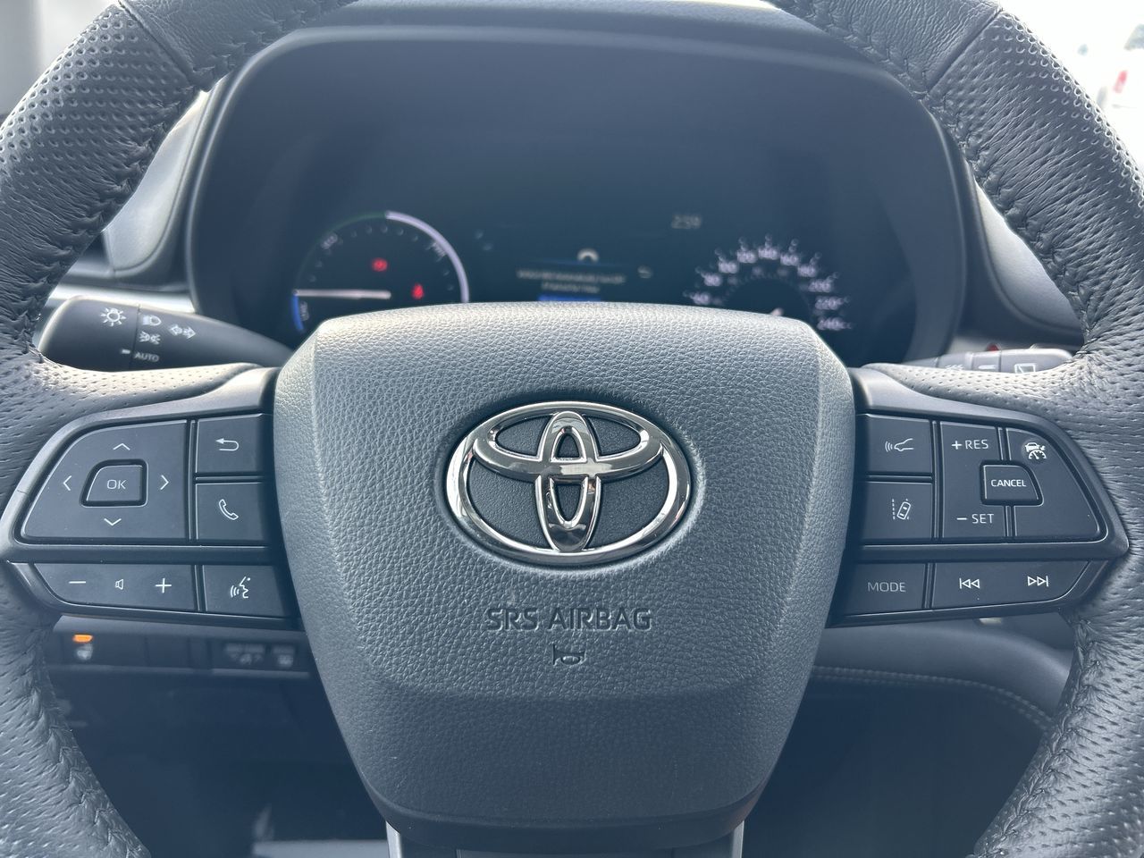 2025 Toyota Sienna Hybrid