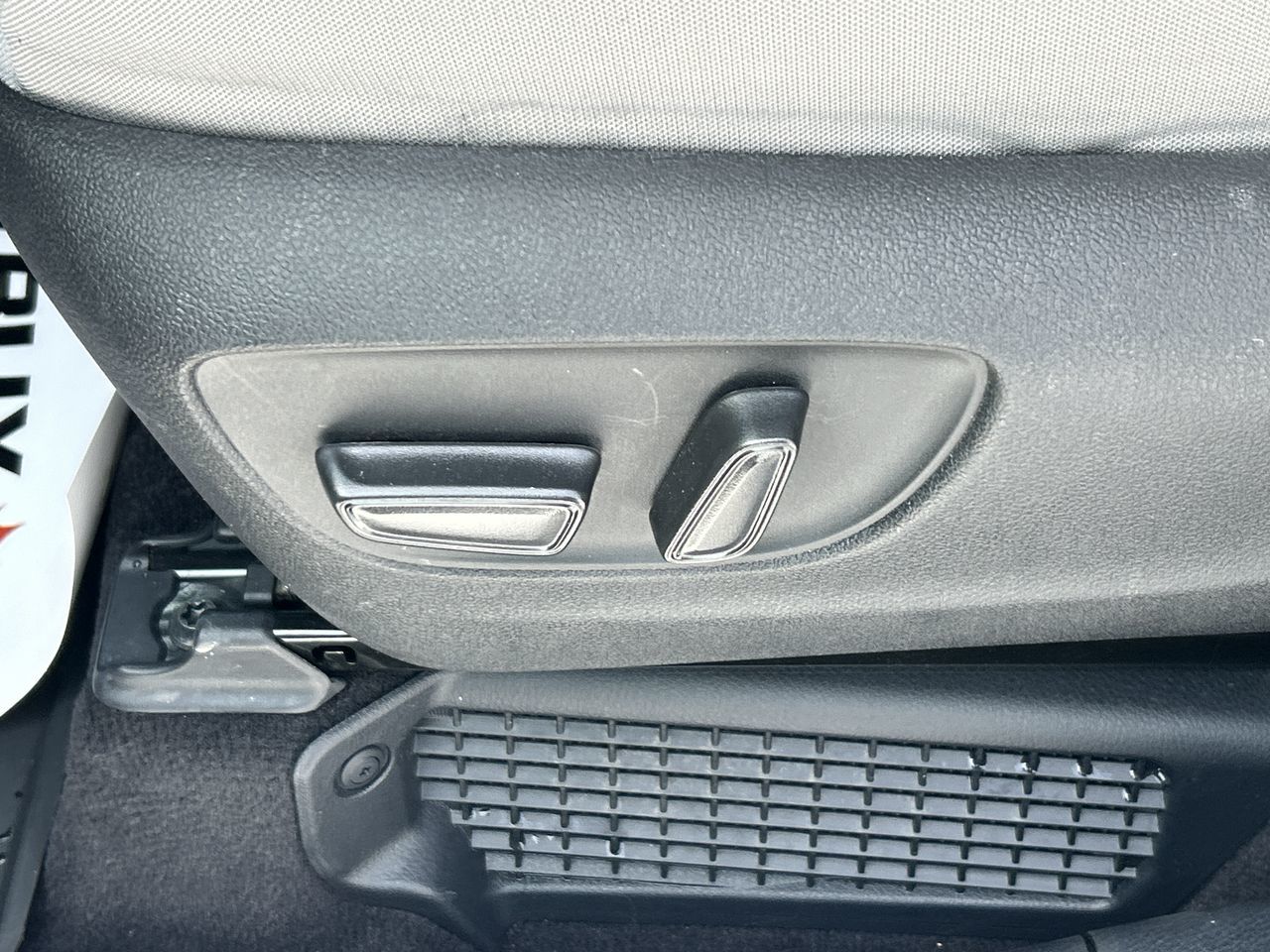 2025 Toyota Sienna Hybrid