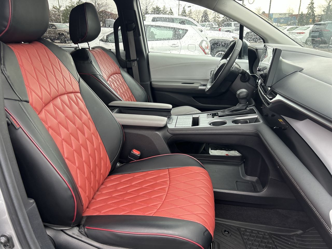 Toyota Sienna Hybrid  2025 à Bolton, Ontario