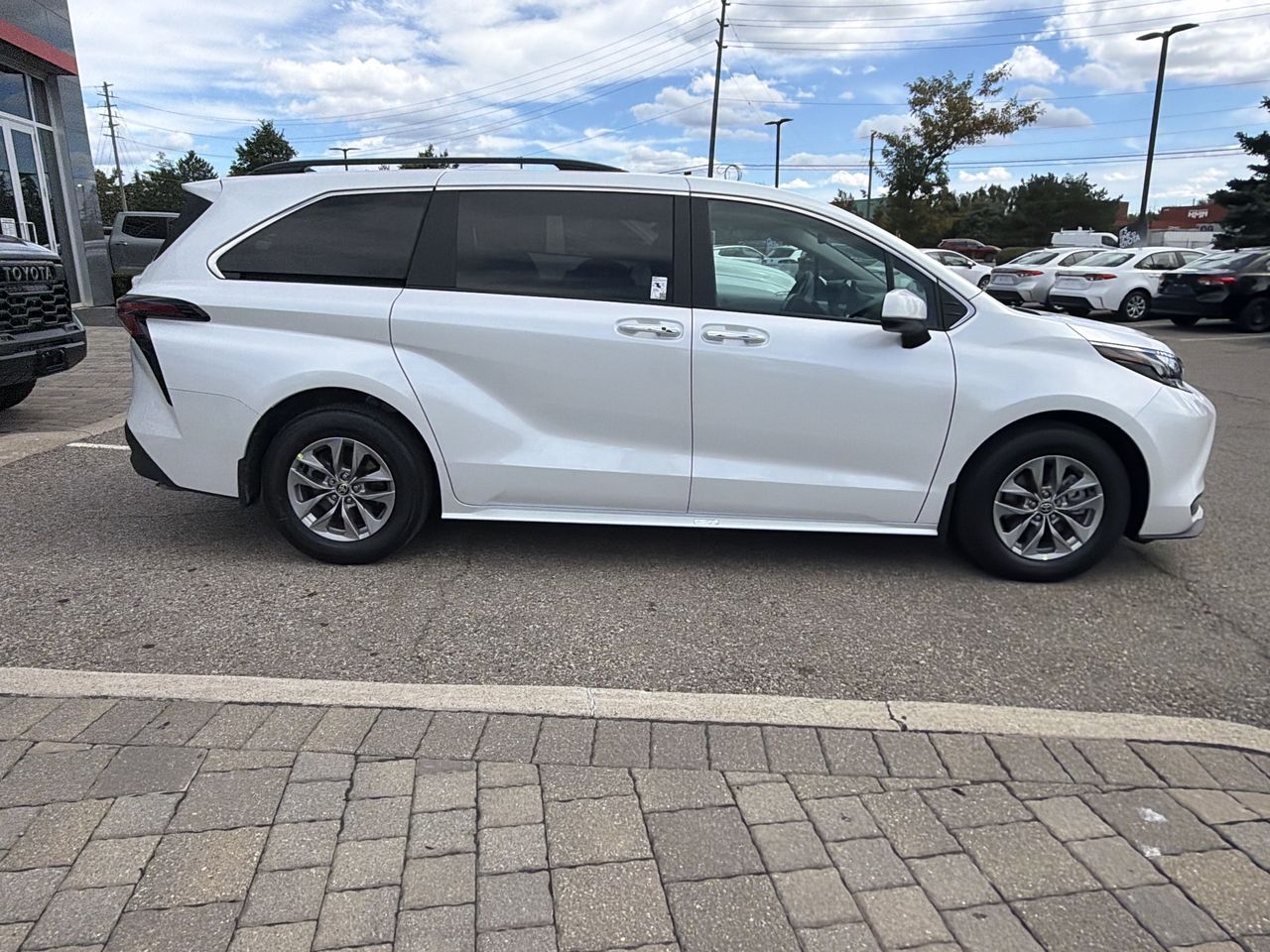 2026 Toyota Sienna Hybrid