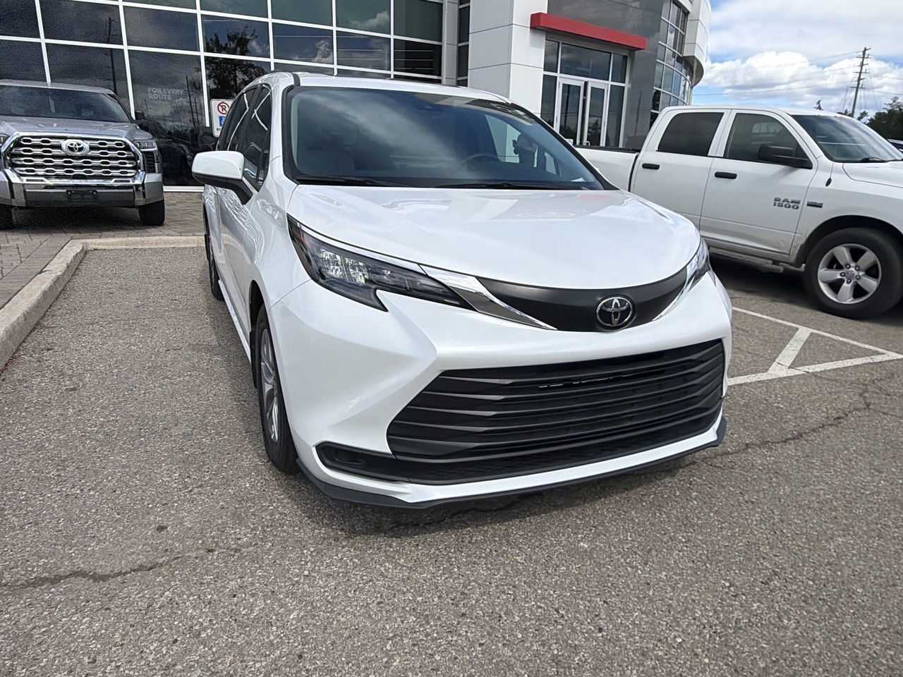 2026 Toyota Sienna Hybrid