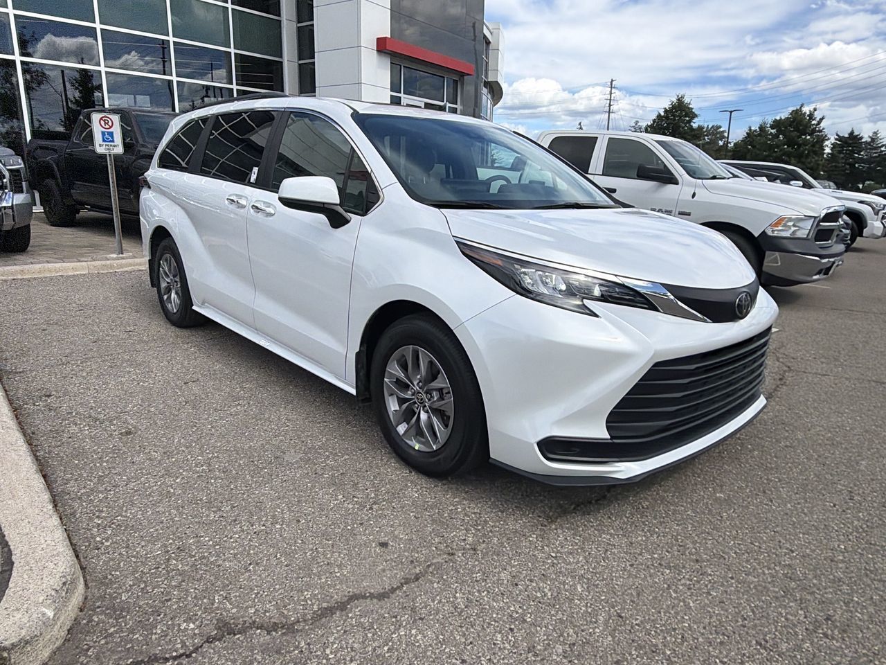 2026 Toyota Sienna Hybrid