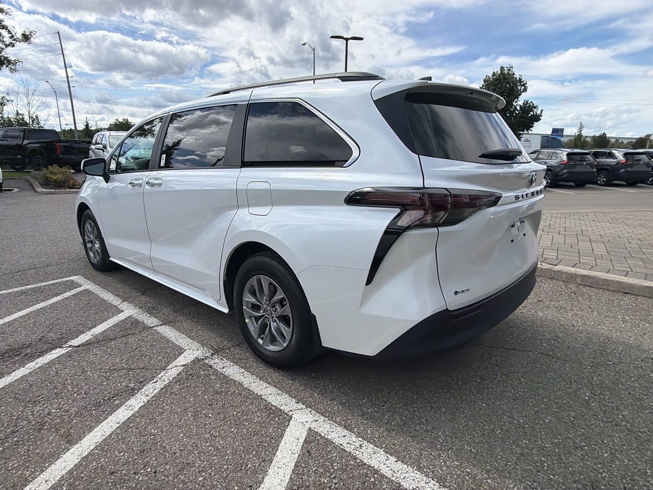2026 Toyota Sienna Hybrid