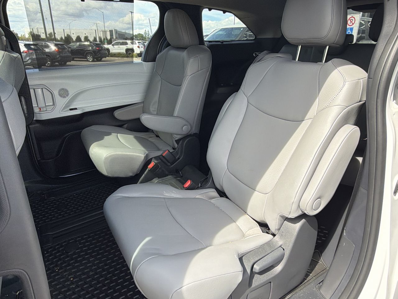2026 Toyota Sienna Hybrid