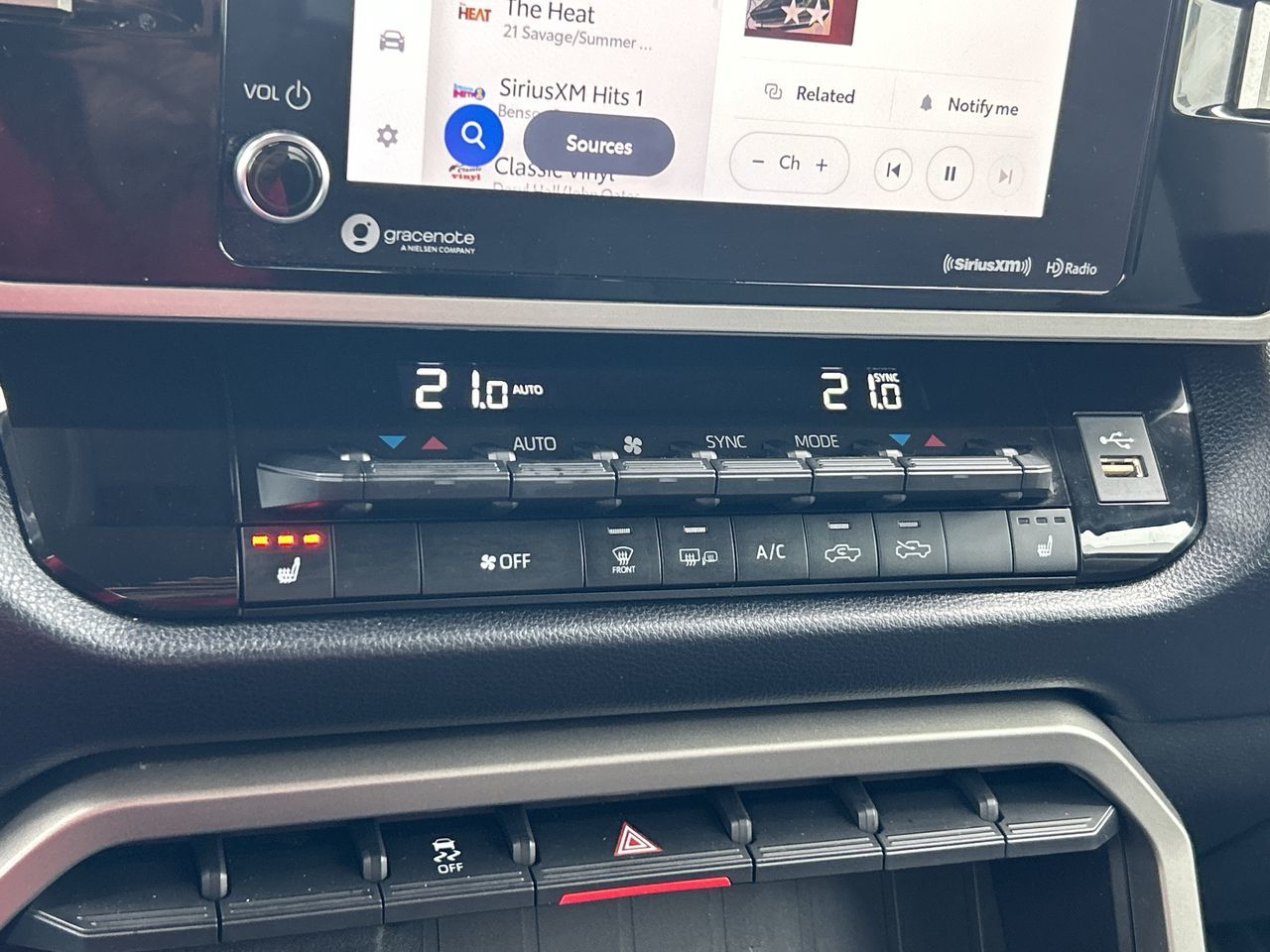 2022 Toyota TUNDRA 4X4 in Bolton, Ontario