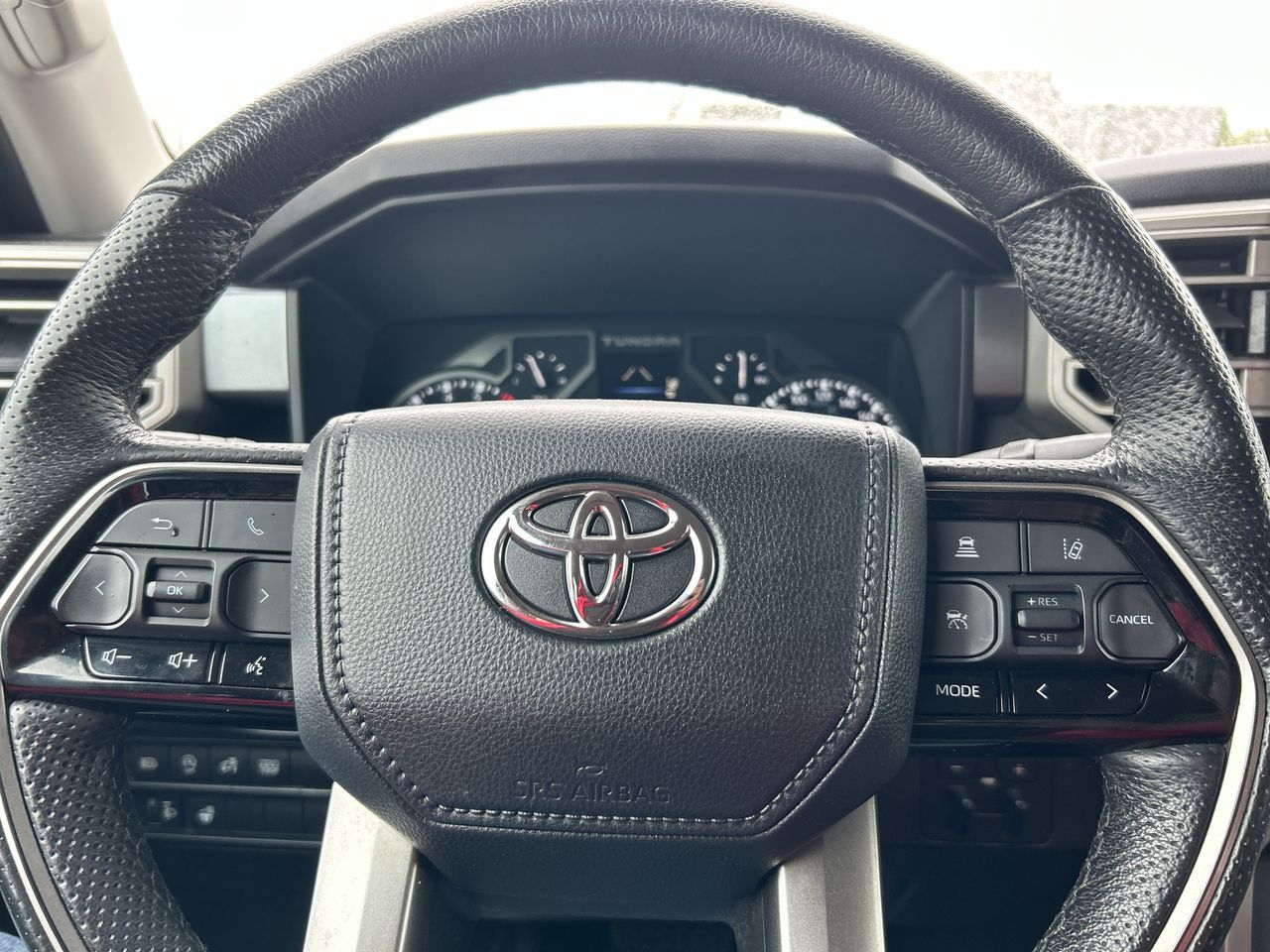 2022 Toyota TUNDRA 4X4 in Bolton, Ontario