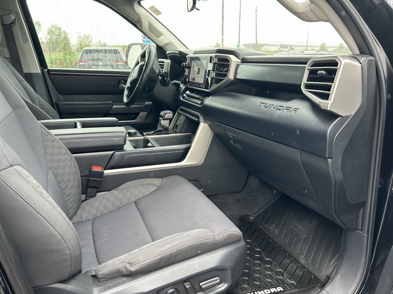 2022 Toyota TUNDRA 4X4 in Bolton, Ontario