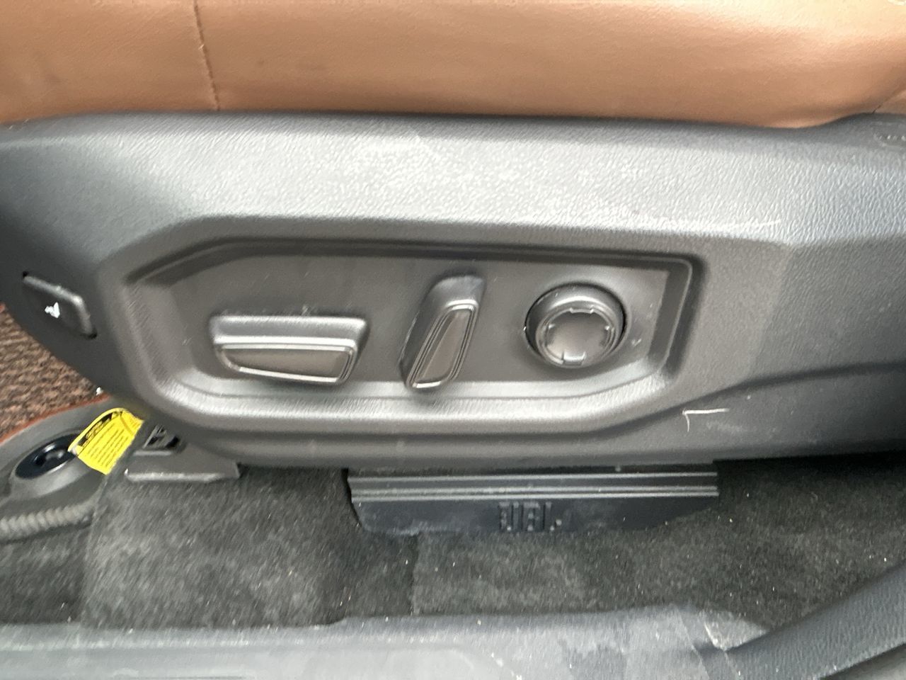 2023 Toyota TUNDRA 4X4 in Bolton, Ontario