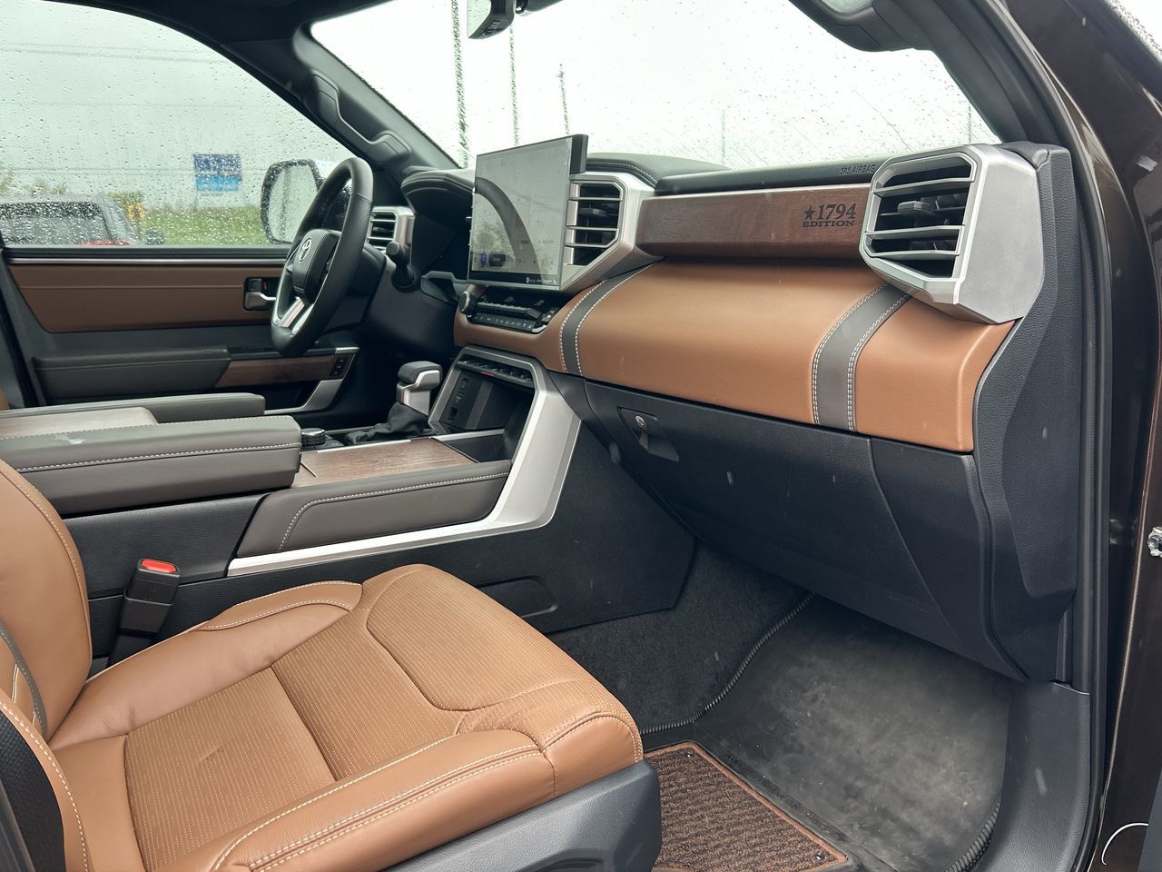 2025 Toyota TUNDRA 4X4 in Bolton, Ontario