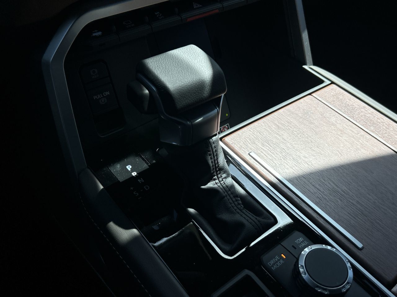 2025 Toyota TUNDRA 4X4 in Bolton, Ontario