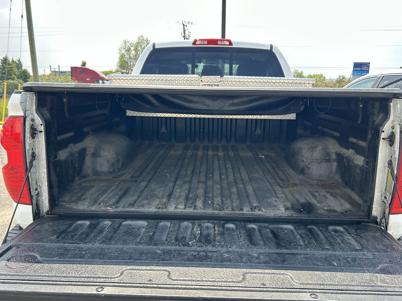 2015 Toyota Tundra in Bolton, Ontario